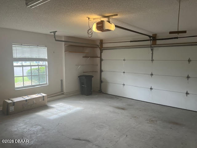 Building Photo - 4 Lonetree Look