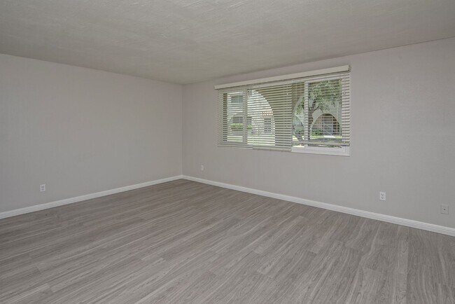 Building Photo - 6841 E Osborn Rd