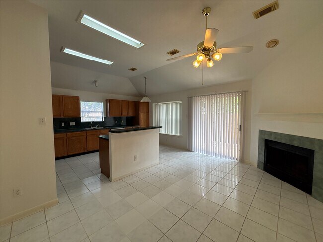 Building Photo - 15803 Mission Estates Ct