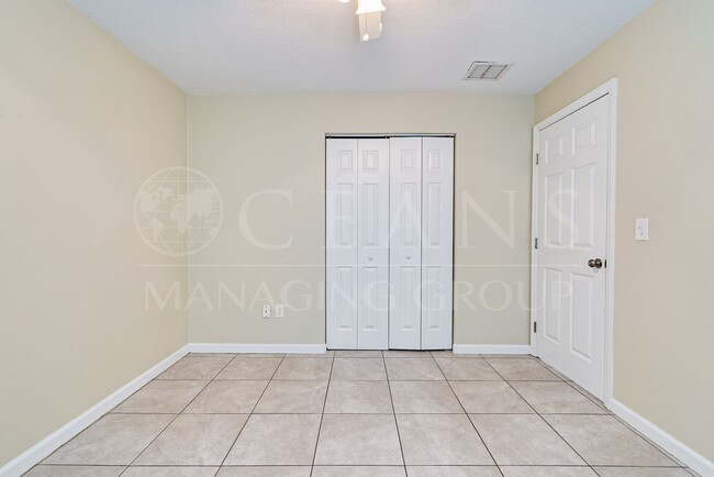 Building Photo - Charming 3-Bedroom Home Just 3 Blocks from the Ocean