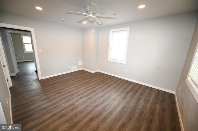 Building Photo - 2952 Sollers Point Rd