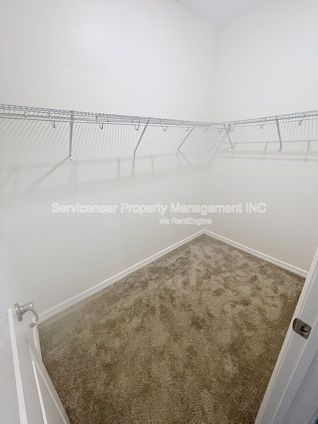 Building Photo - 11634 Woodleaf Dr