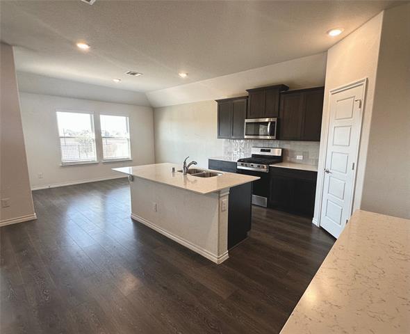 Building Photo - 107 Exploration Wy