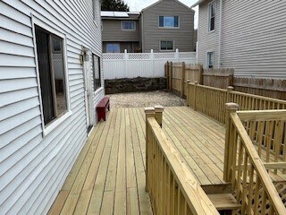 Building Photo - 14 Cherry St