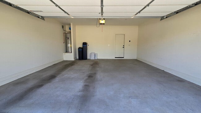 Building Photo - 11485 W Camden Dr