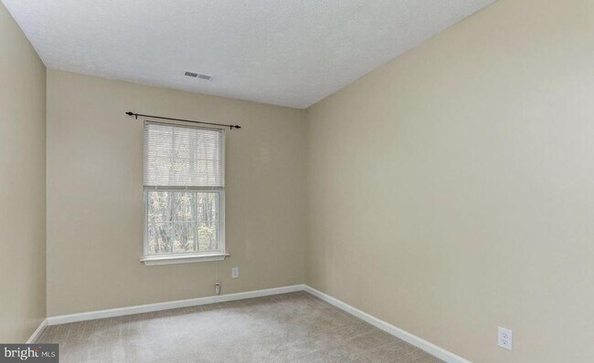 Building Photo - 307 Stafford Mews Ln