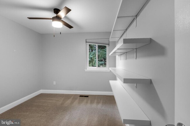 Building Photo - 7193 Talisman Ln