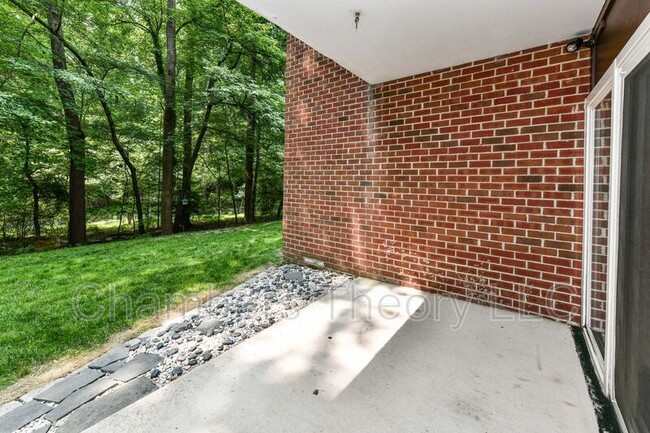 Building Photo - 11831 Shire Ct