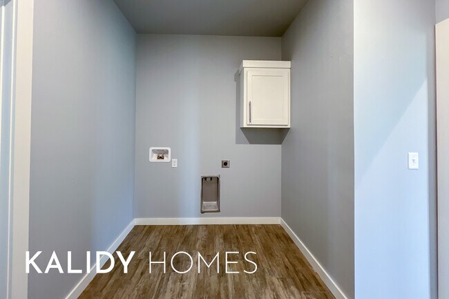 Building Photo - 17859 Salem Rd