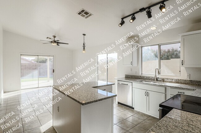 Building Photo - 12043 W Windrose Dr