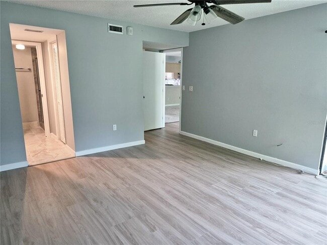 Building Photo - 222 Caryl Way