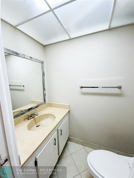 Building Photo - 1820 SW 81st Ave