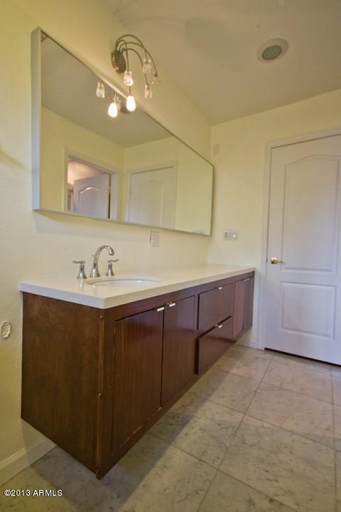 Building Photo - COMING SOON!! 5 bed 3 bath, 3000 + SFT with pool in Carino Estates, Chandler