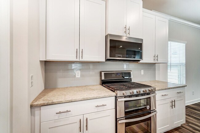 Building Photo - Move-in Ready 3 Bedroom in Mint Hill!