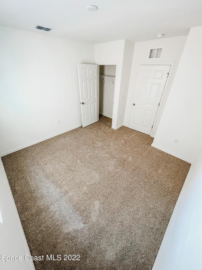 Building Photo - 3722 Coachman Ln SE