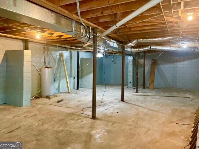 Building Photo - 5019 Peach Mountain Cir