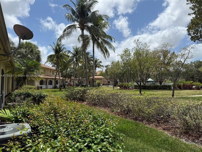 Building Photo - 2612 SW 83rd Terrace