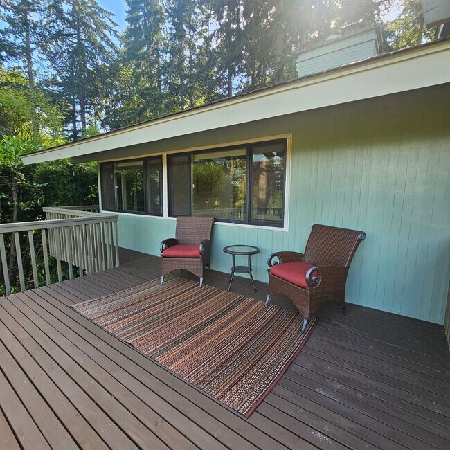 Building Photo - Private Bainbridge Island Retreat with Acreage & Modern Comforts