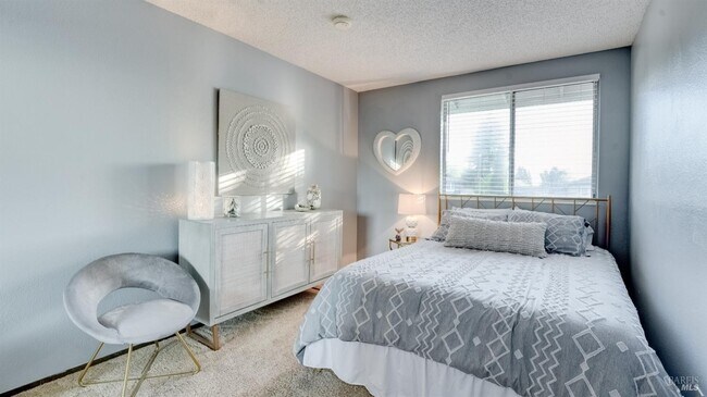 Building Photo - 5270 Arnica Way