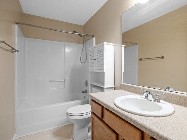 Building Photo - Charming Single-Level 3 BR, 2 BA Home with...