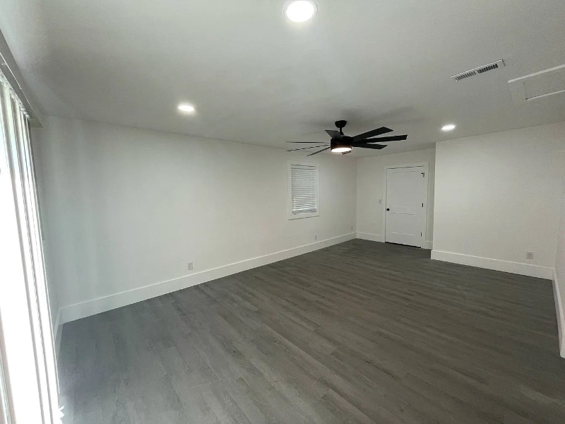 Building Photo - 608 Crawford Rd