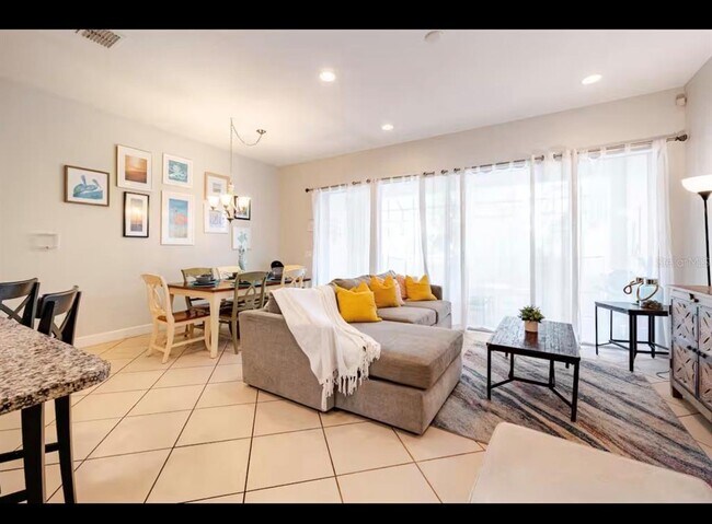 Building Photo - 354 Captiva Dr