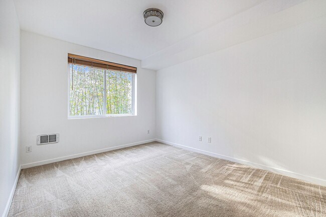 Building Photo - 3090 Glascock St