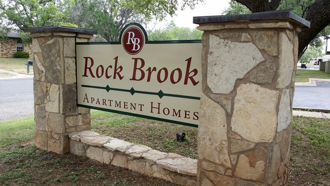 Rock Brook - Rock Brook Apartments