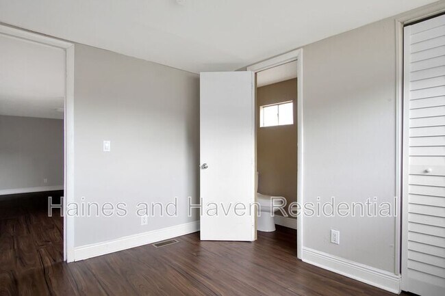 Building Photo - 26 Forest Dr