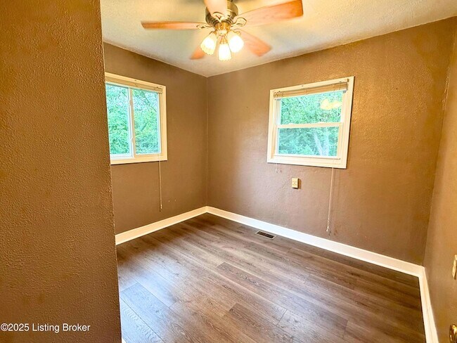 Building Photo - 13714 S Blakely Ln