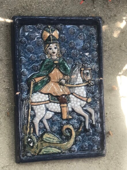 Beautiful protective maiden greet you when you enter the property. - 365 Beloit Ave