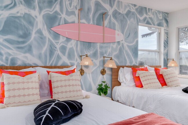 Building Photo - 1136 9th Square