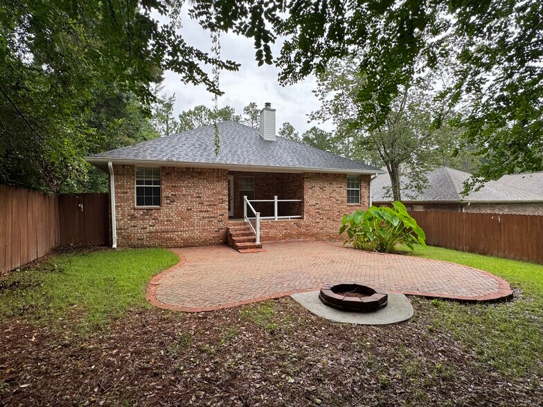 Building Photo - 99118 Koloa St