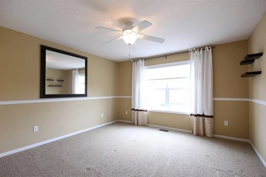 Building Photo - 18121 Kindred Ct