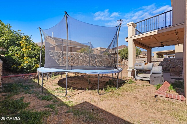 Building Photo - 11409 Pifas Nevarez Pl