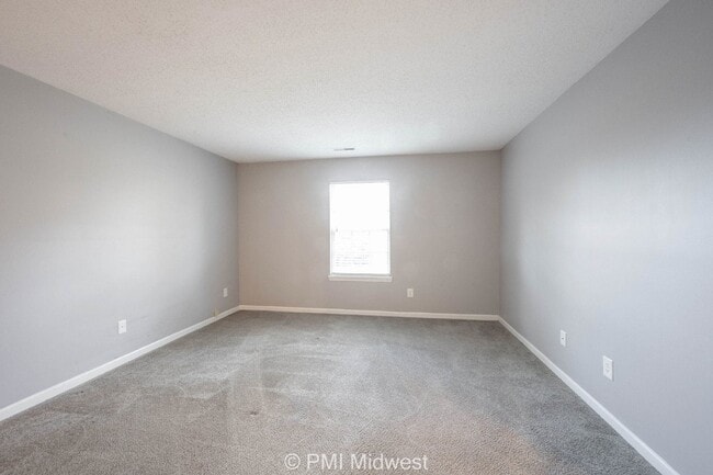 Building Photo - "Charming 3-Bed, 2-Bath Gem with 1323 Sq Ft of Comfort on Bitternut Drive!"