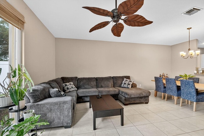 Building Photo - 5296 Palm Colony Dr