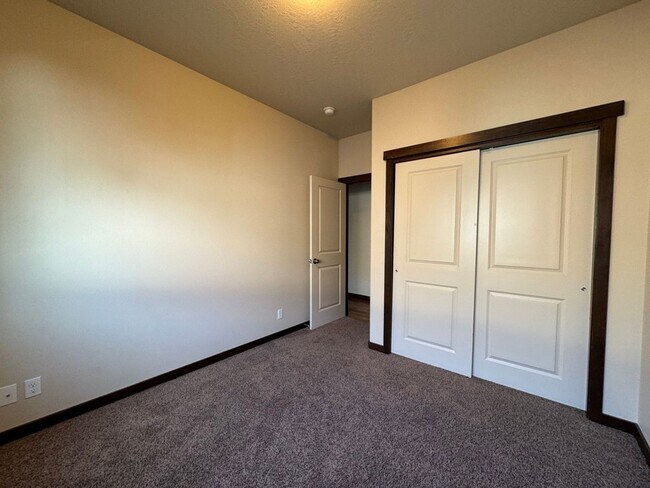Building Photo - Beautiful home in the Landings at Waterford