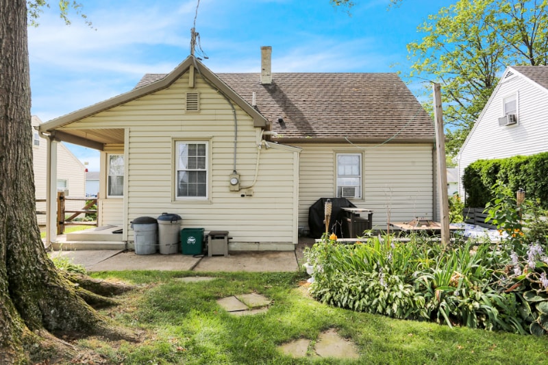 Building Photo - 719 Franklin St