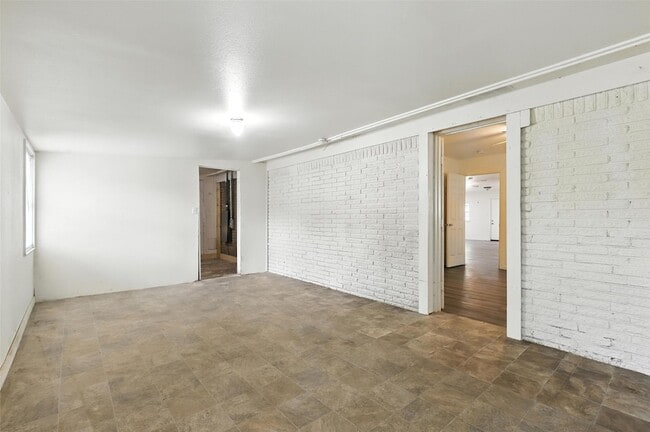 Building Photo - 7841 Abbott Dr