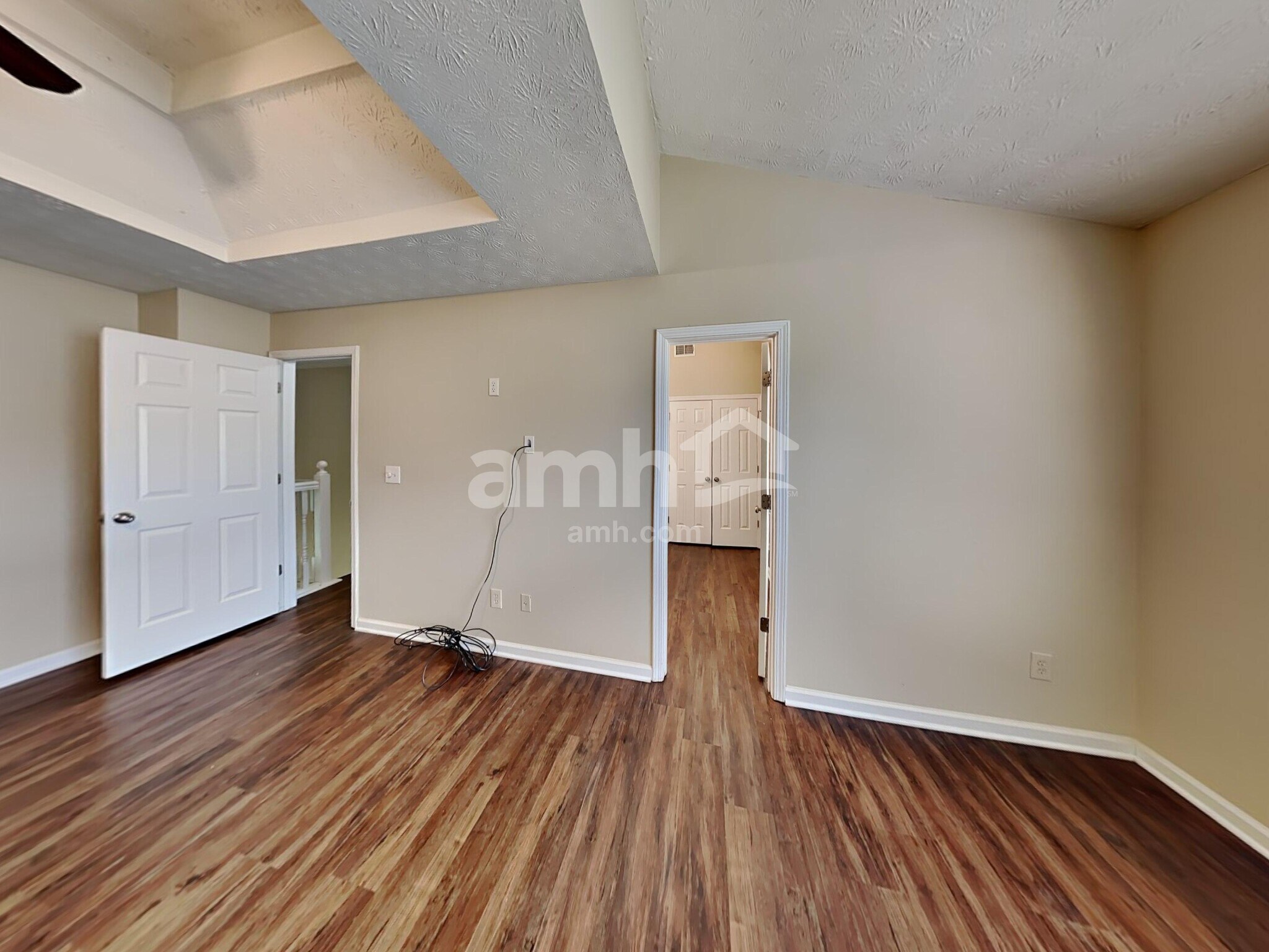 Building Photo - 602 Thrasher Ct