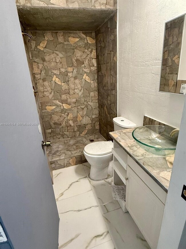 Building Photo - 10357 SW 174th Terrace