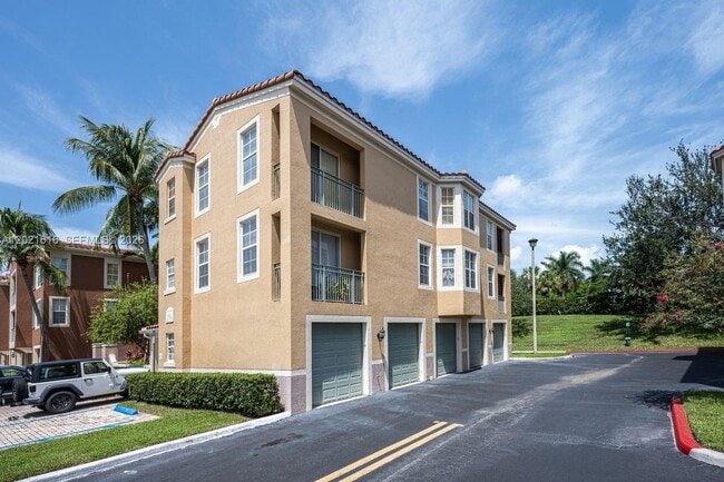 Building Photo - 11780 St Andrews Place