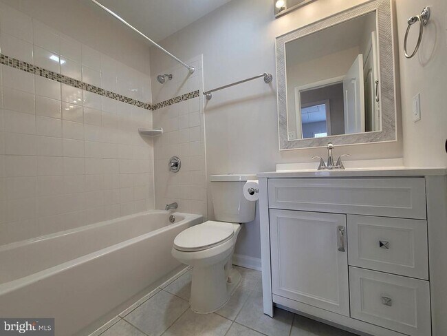 Building Photo - 5674 Oak Tanager Ct