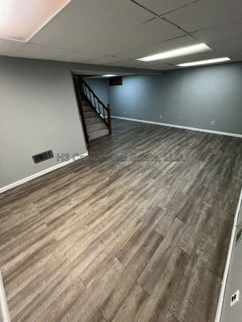 Building Photo - 2837 Dogwood Dr