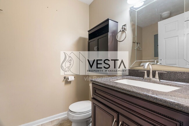 Building Photo - 35 E Silverleaf Dr