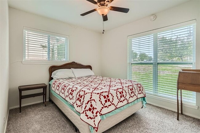 Building Photo - 6614 Ashland Dr