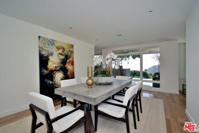 Building Photo - 2439 Carman Crest Dr