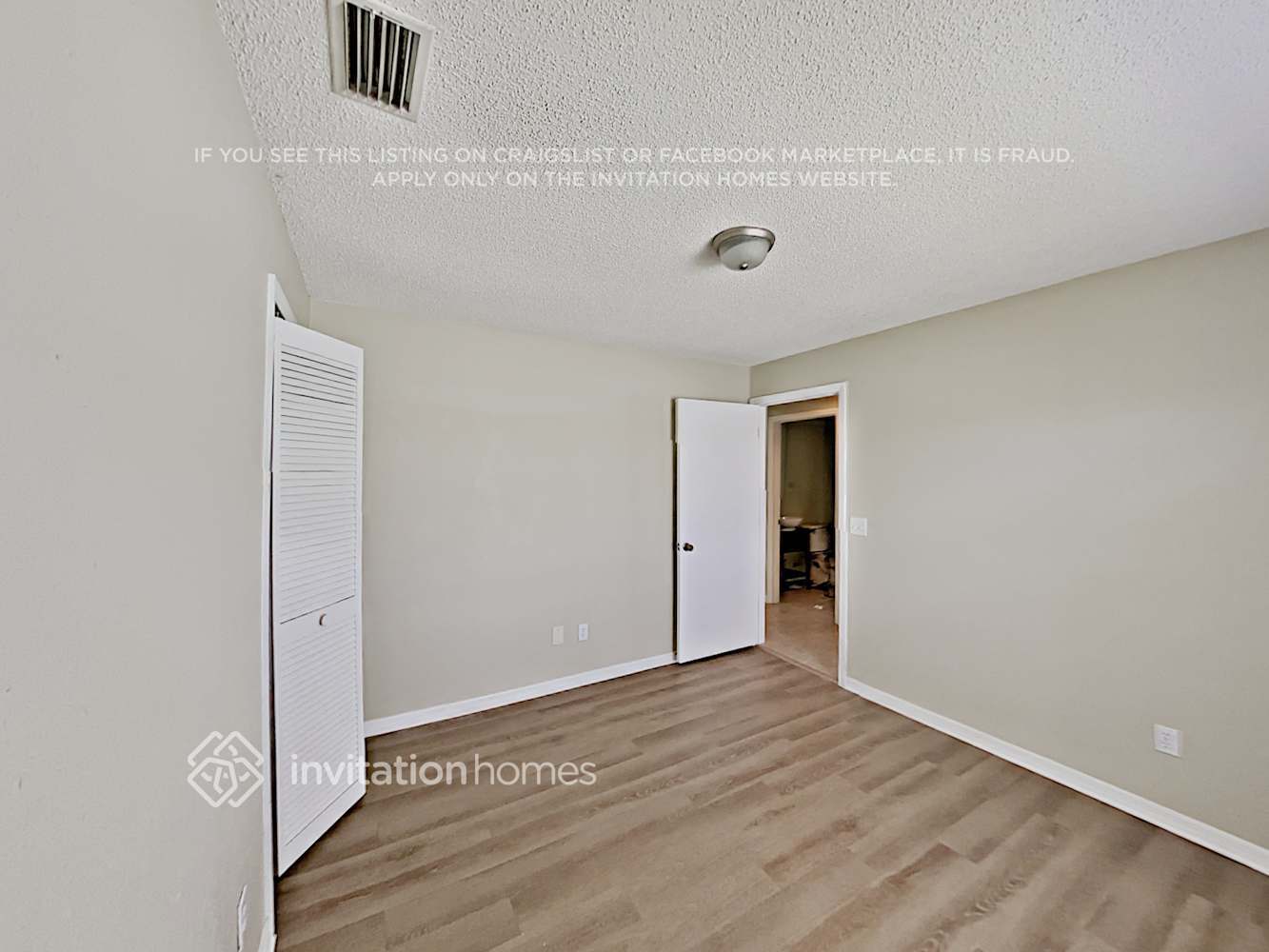 Building Photo - 5195 Deer Creek Dr