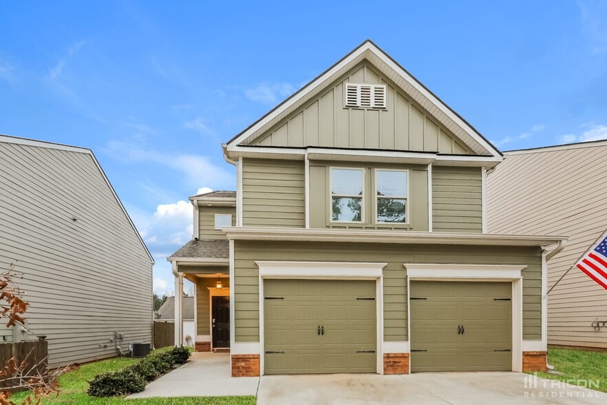 Primary Photo - 190 Southwind Cir